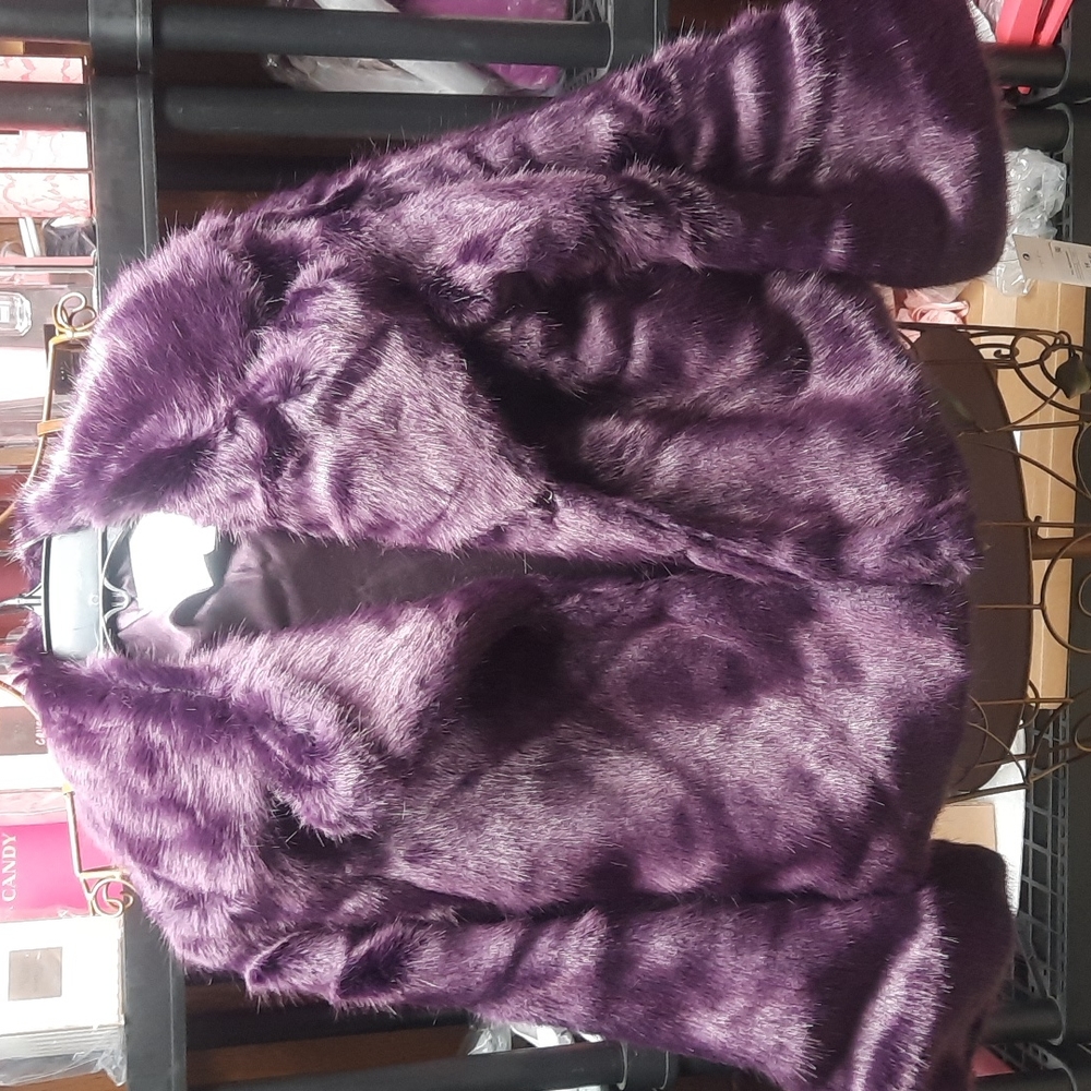 Beautiful Purple Faux Fur Girls Jacket NWT by Habitual Kid Multiple Sizes